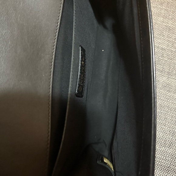 CHANEL Medium Boy Bag Patent Leather with Box - Picture 10 of 13